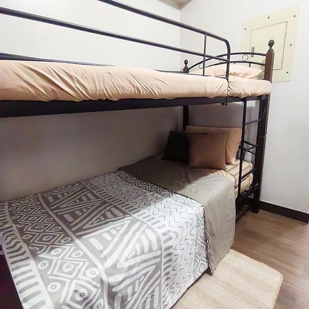 La Verti Residences Staycation Манила Екстериор снимка
