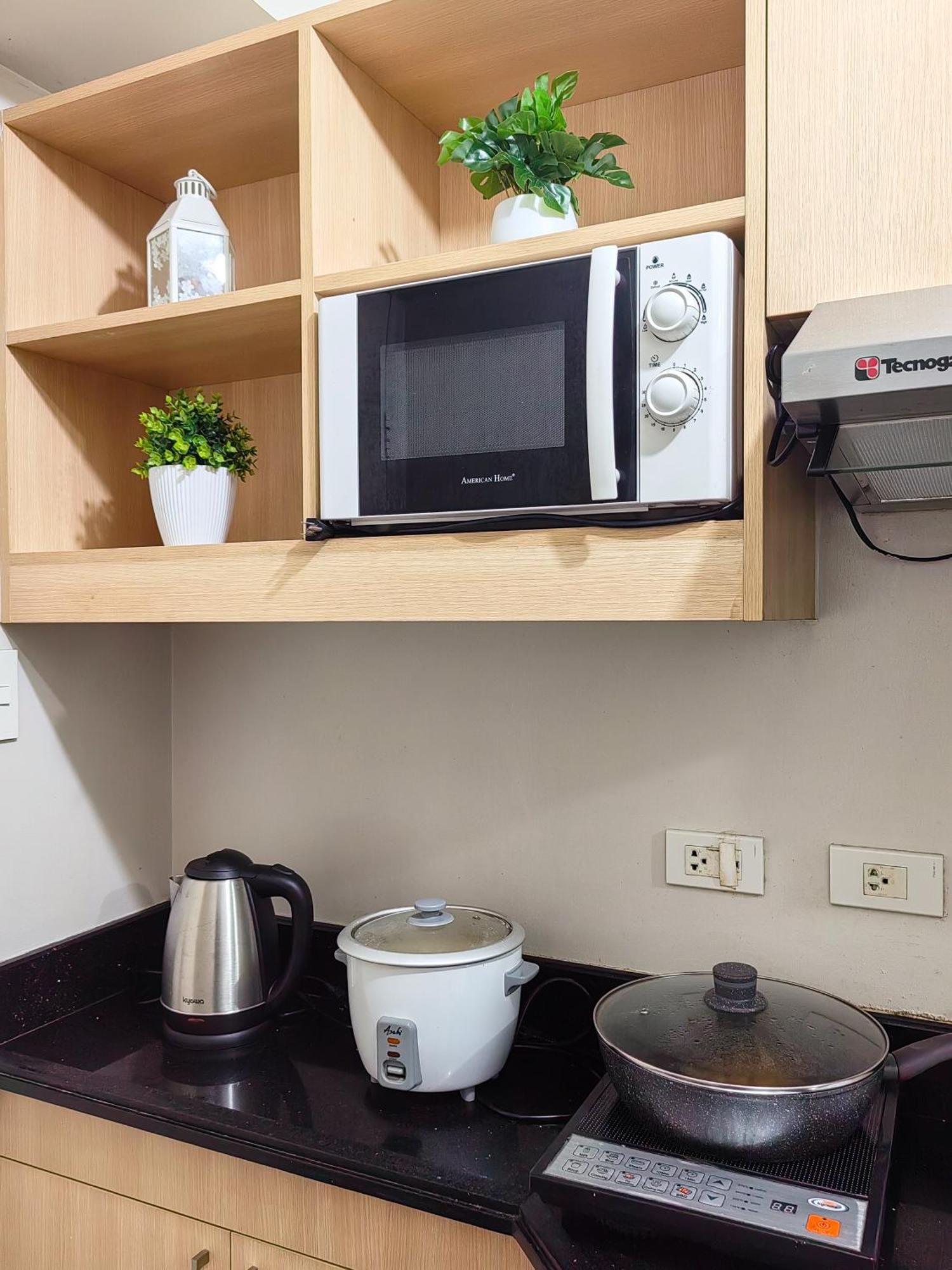 La Verti Residences Staycation Манила Екстериор снимка